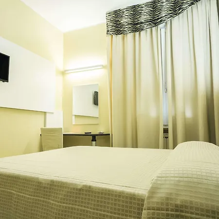 Szálloda Hotel University