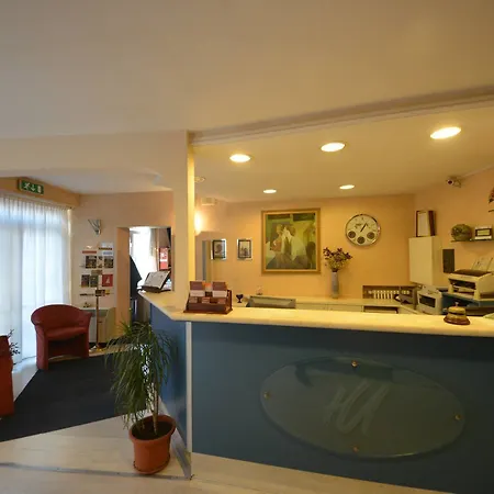 Szálloda Hotel University 3*