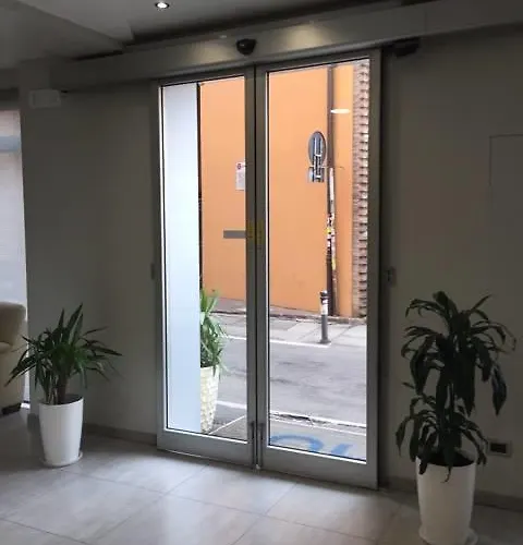 Hotel University Ξενοδοχείο Μπολόνια