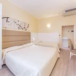 Hotel University Hotel Bolonia