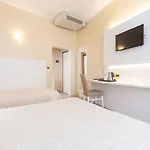 Hotel University מלון בולוניה