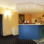 Hotel University Hotel 3*