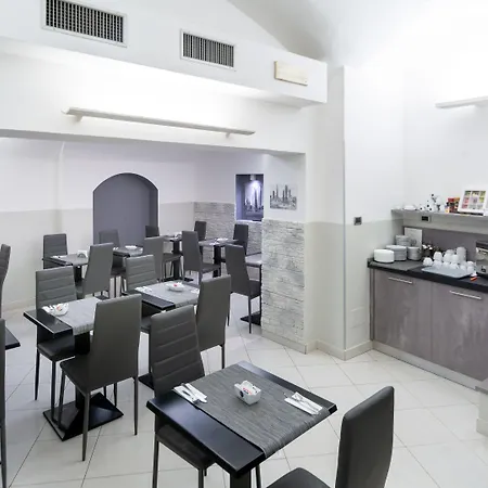 Szálloda Hotel University 3*