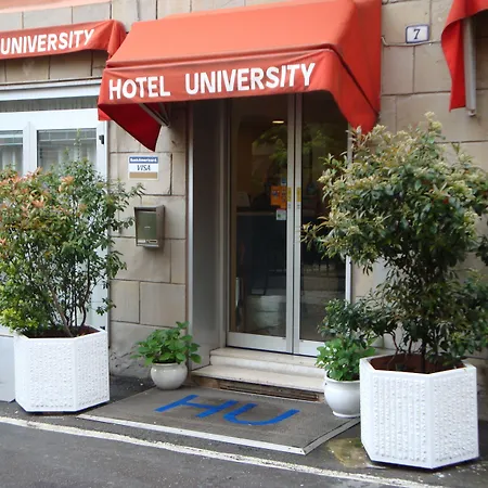Hotel University 3*
