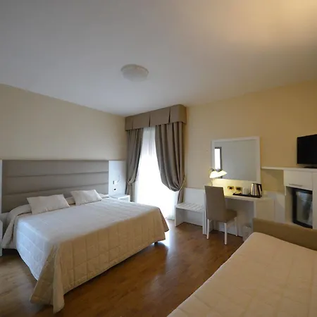 Szálloda Hotel University Bologna