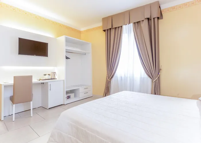 Hotel University Ξενοδοχείο 3*