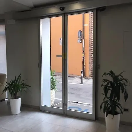 Hotel University فندق بولونيا