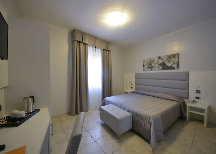 Hotel University 3* Bolonha