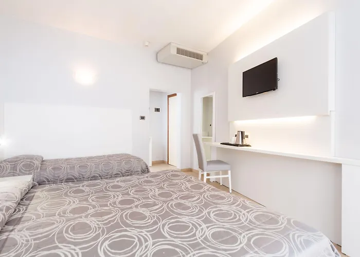 Hotell Hotel University