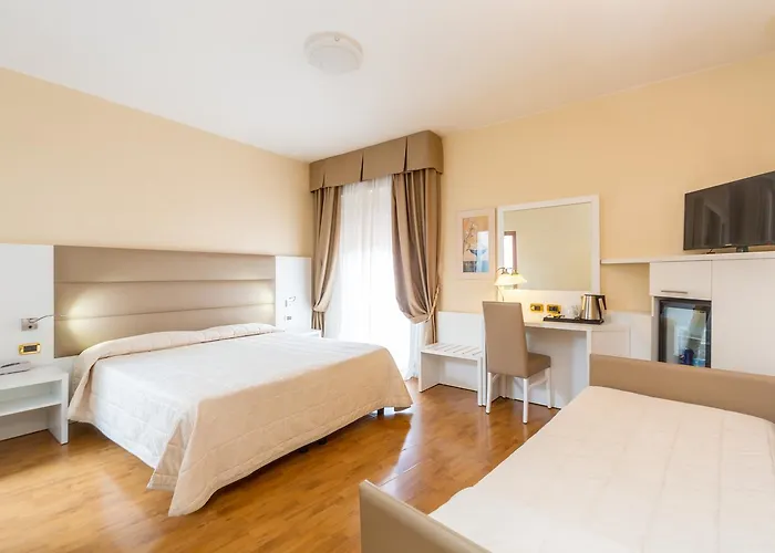 Hotell Hotel University
